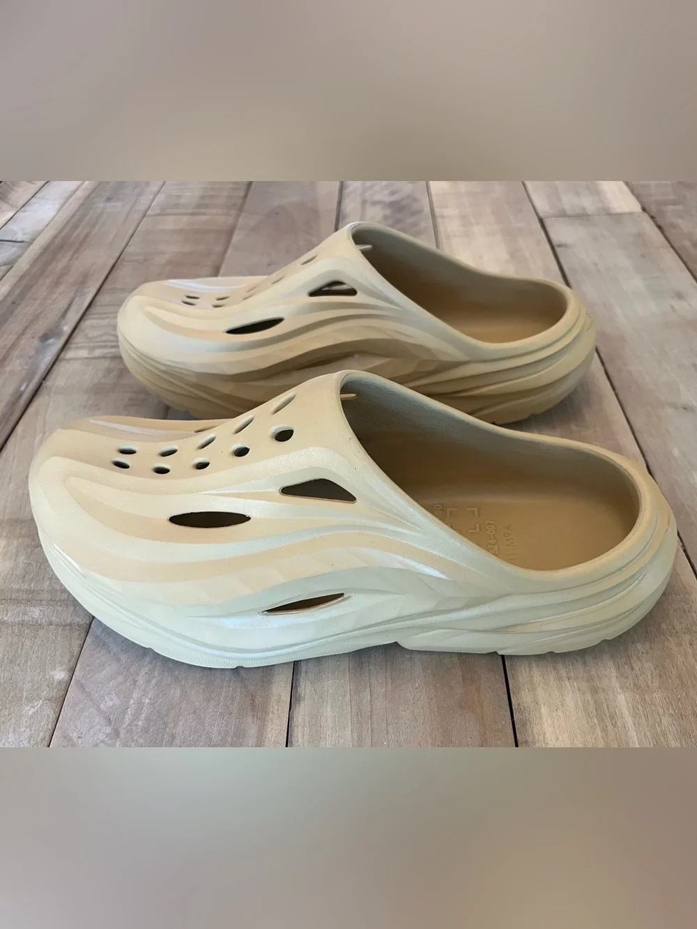 HOKA ORA Recovery Mule Unisex Size W11/M9
